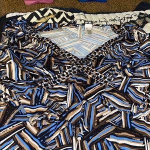 Multi color blouse. 3/4 sleeve